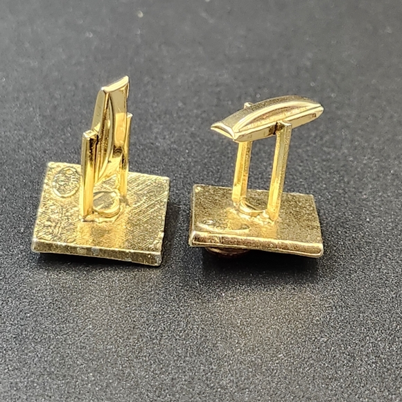 Celebrity NY Mid-Century Gold-Toned Cufflinks with Orange Accent - Picture 3 of 6